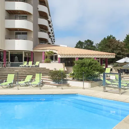 Valdys Thalasso & - Les Pins 酒店 3*