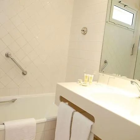 Valdys Thalasso & - Les Pins 3*