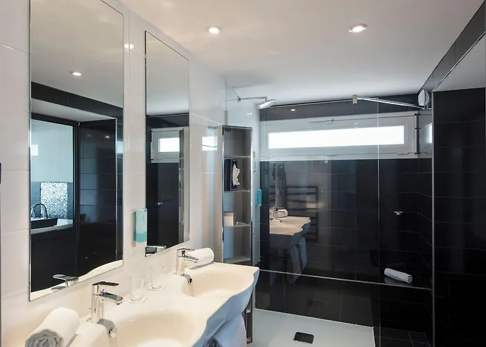 Résidence Valdys Thalasso&spa - Les Pins Hotel 3*