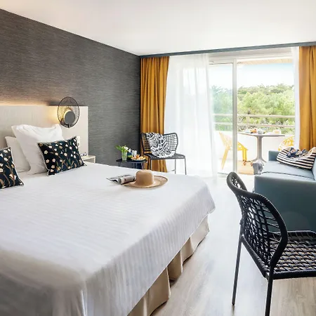 Résidence Valdys Thalasso&spa - Les Pins Hotel 3*