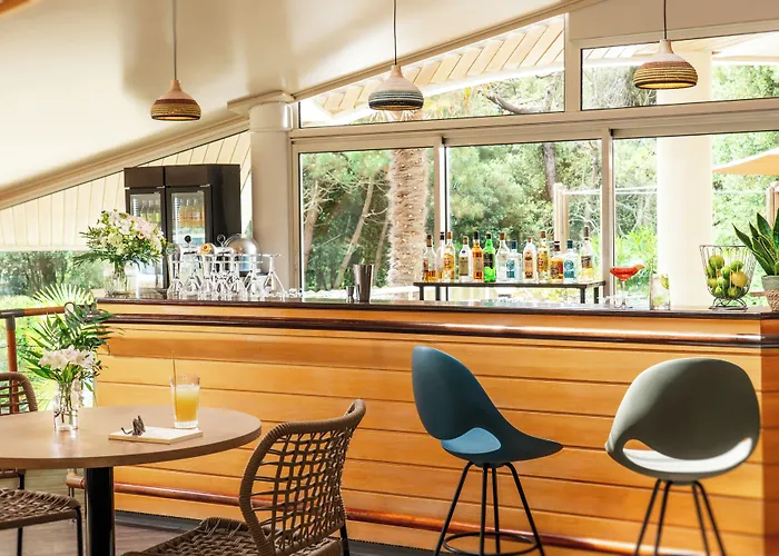 Hotel Résidence Valdys Thalasso&spa - Les Pins 3*